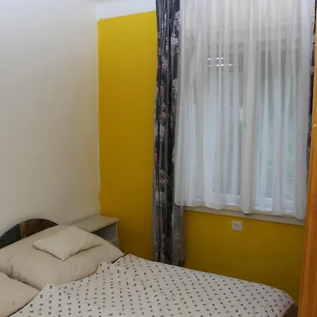 Apartment Anna Vendeghaz *